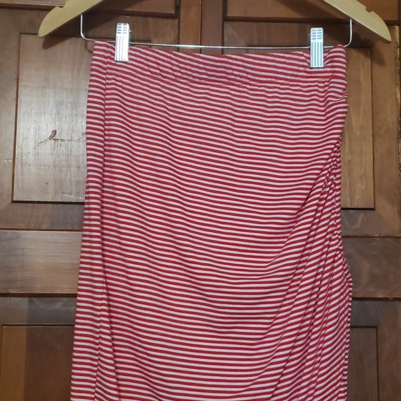 Red and White Striped Skirt - Picture 2 of 3